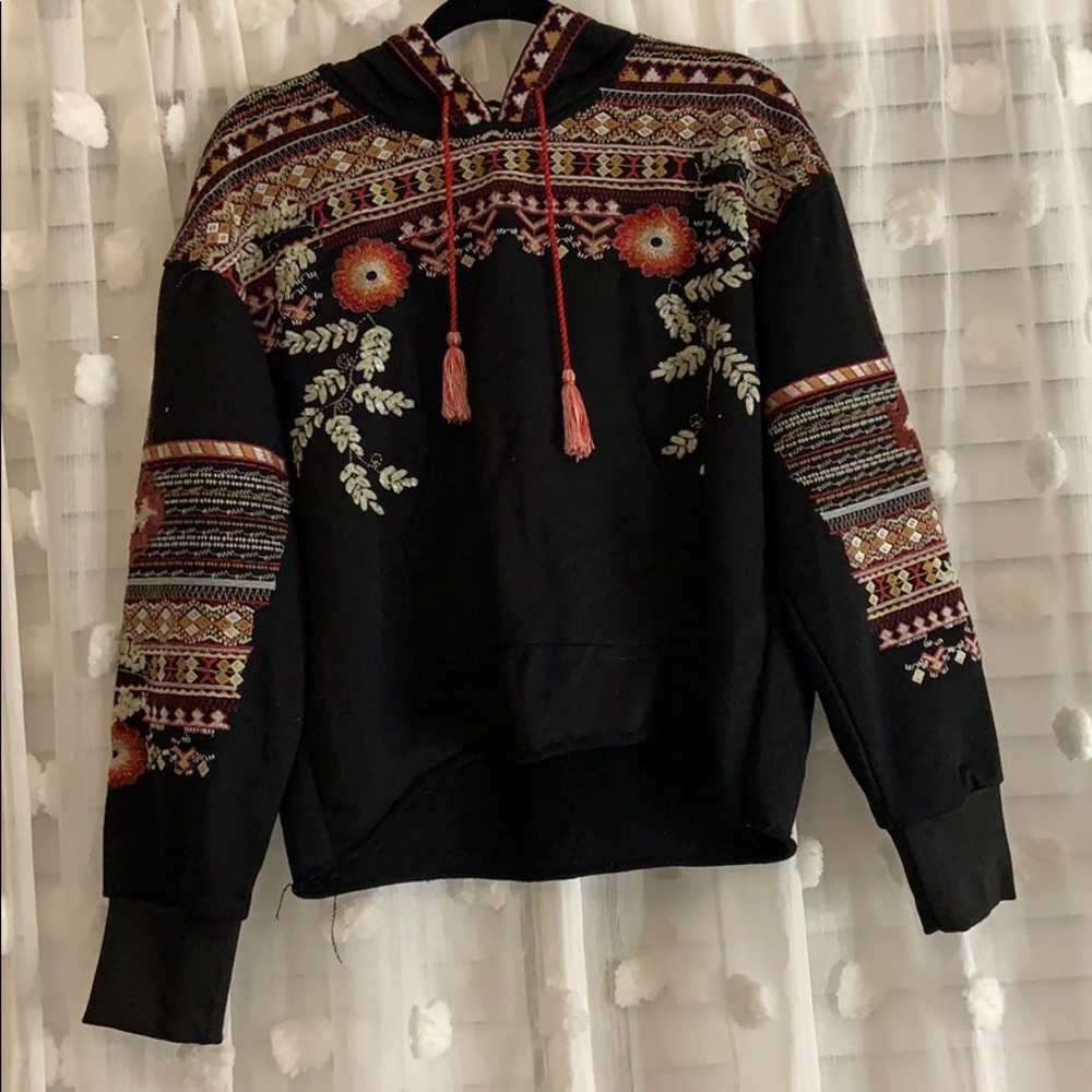 Detailed Stitch Hoodie